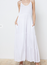 Load image into Gallery viewer, TIERED SLEEVELESS MAXI DRESS WITH POCKETS
